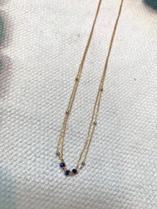 Two layers dainty necklace with crystal beads