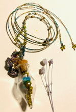 “Bundle of Joy” Floral Necklace
